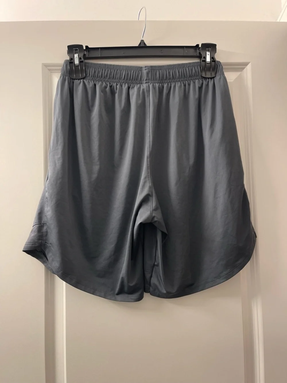 Under Armour Men's Athletic Shorts - Charcoal Gray